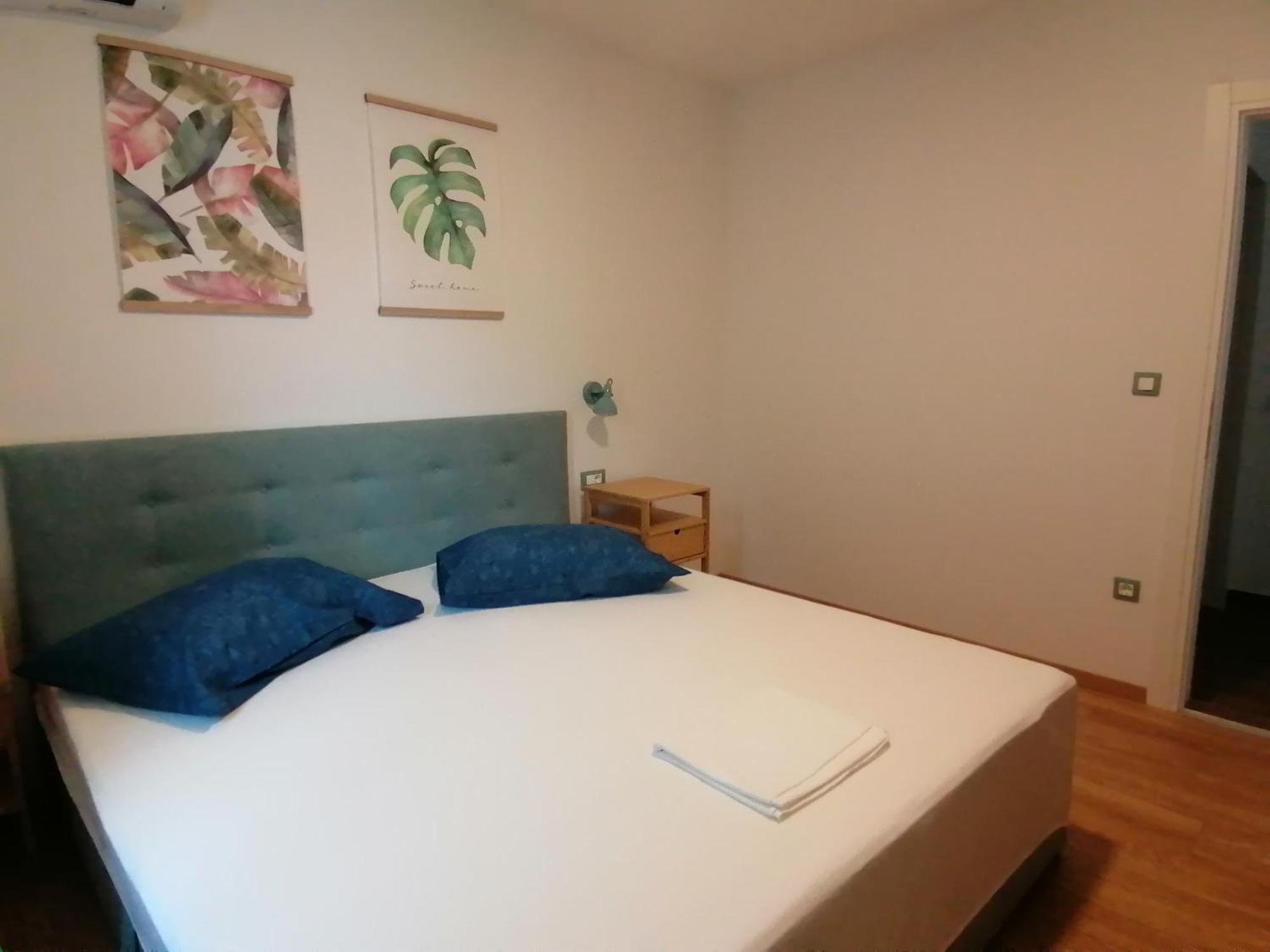 Apartmani Mares - 20 M From The Beach Brela Εξωτερικό φωτογραφία