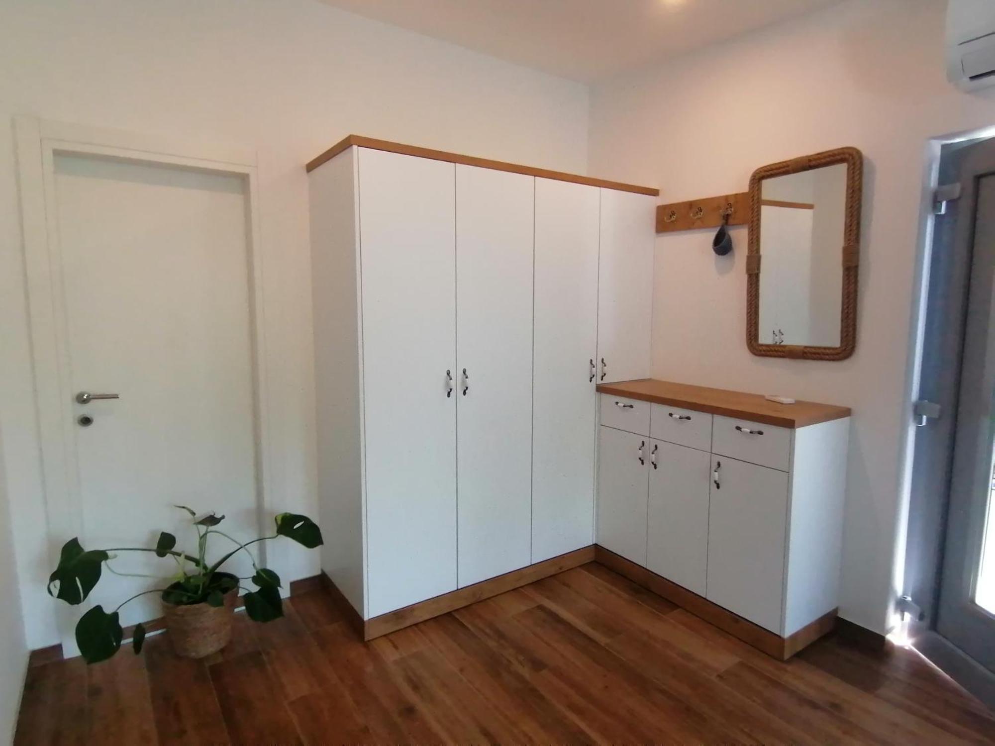 Apartmani Mares - 20 M From The Beach Brela Εξωτερικό φωτογραφία