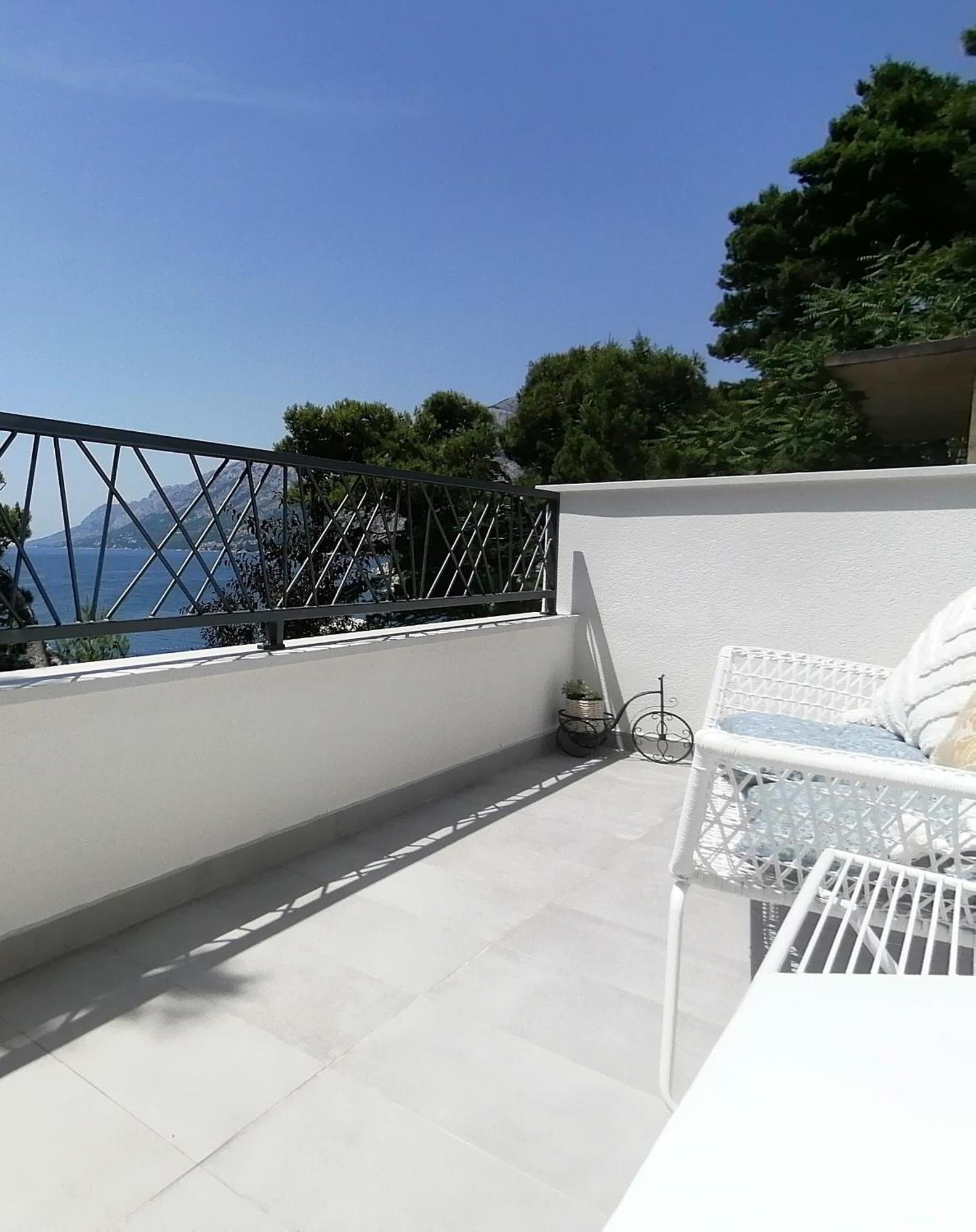 Apartmani Mares - 20 M From The Beach Brela Εξωτερικό φωτογραφία